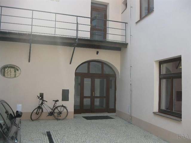 Vstup do domu [12/25]