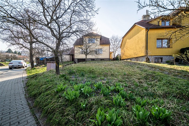 pohled na dům z ulice [5/37]